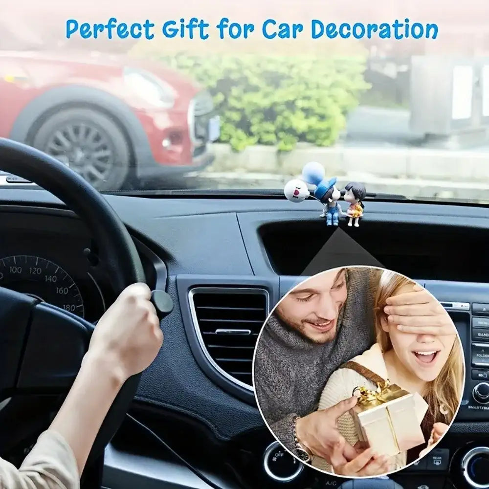 SweetRide Couple Figurine – Cute Car Dashboard Decoration