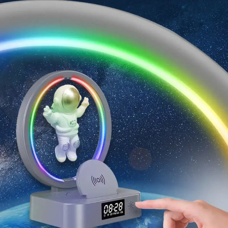 AstroBeat Glow – Floating Astronaut Bluetooth Speaker