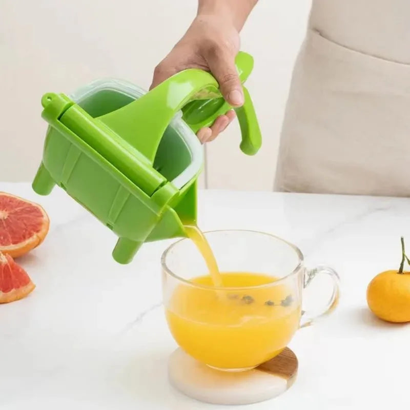 CitrusPress Pro – Handheld Manual Juicer