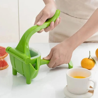CitrusPress Pro – Handheld Manual Juicer